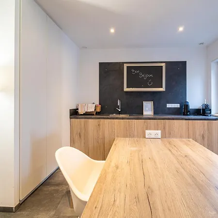 Intimiste Avec Jacuzzi - Proche Europa Park *